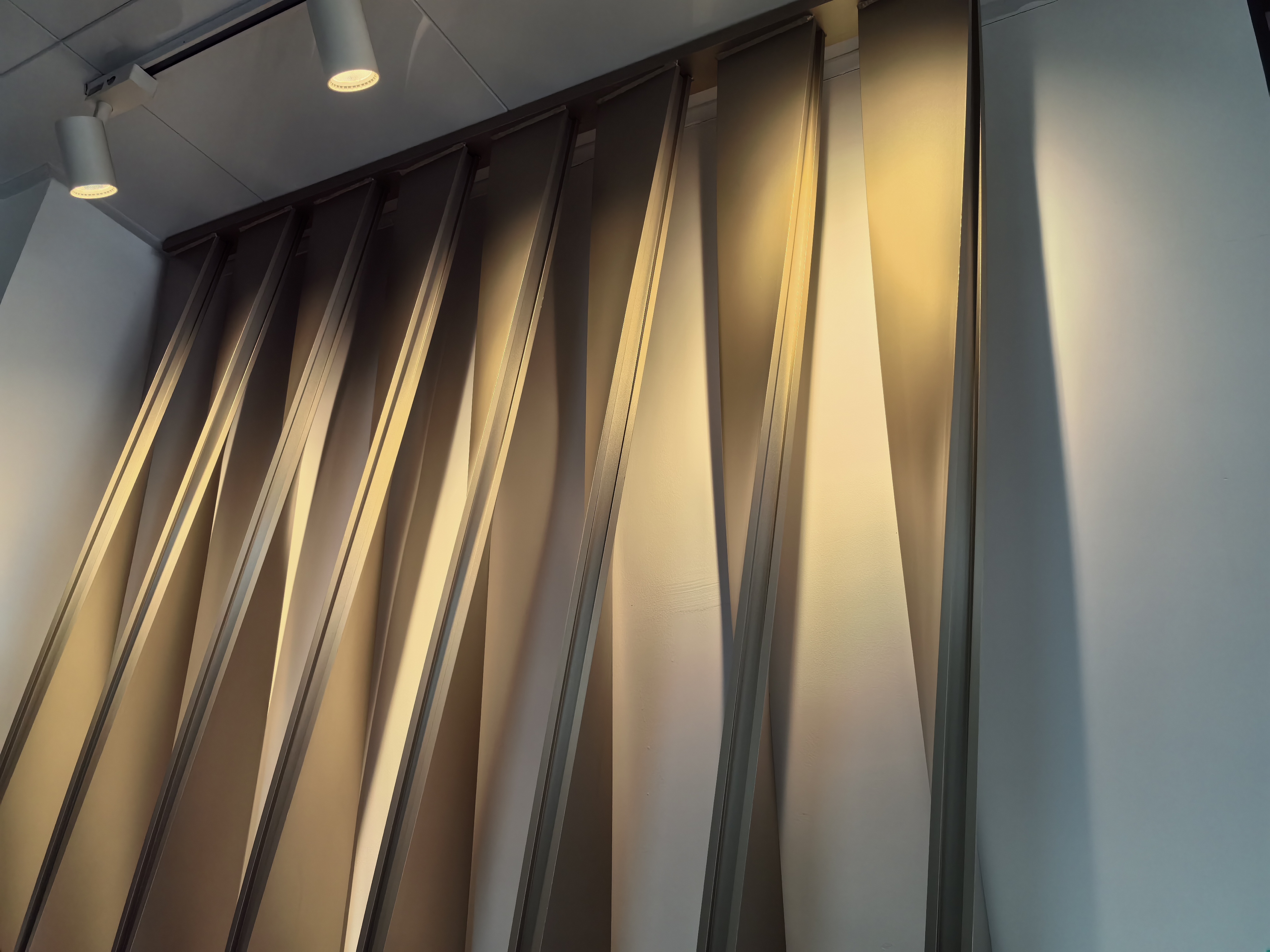 Bending aluminum profiles