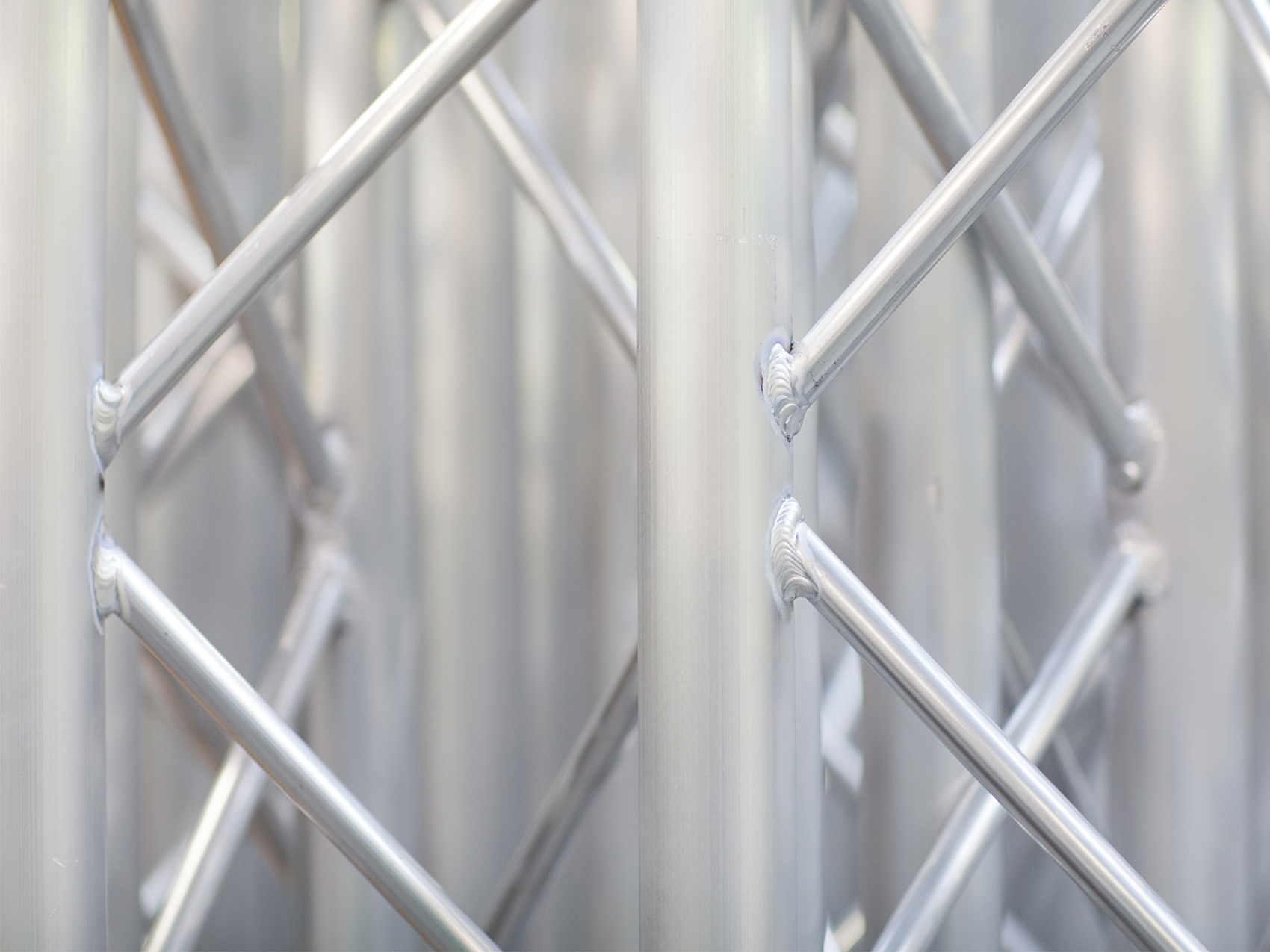 Aluminum truss